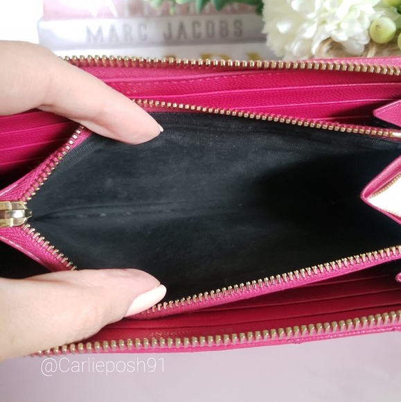 Authentic Pre-owned Yves Saint Laurent Grain De Poudre Zip Around Chevron Wallet - Picture 6 of 14